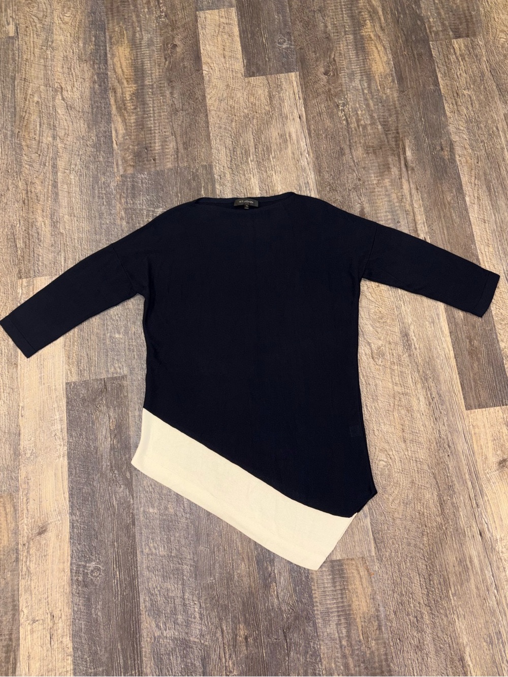 St. John Black Ivory Colorblock Cashmere Blend Asymmetrical Tunic Top P/S